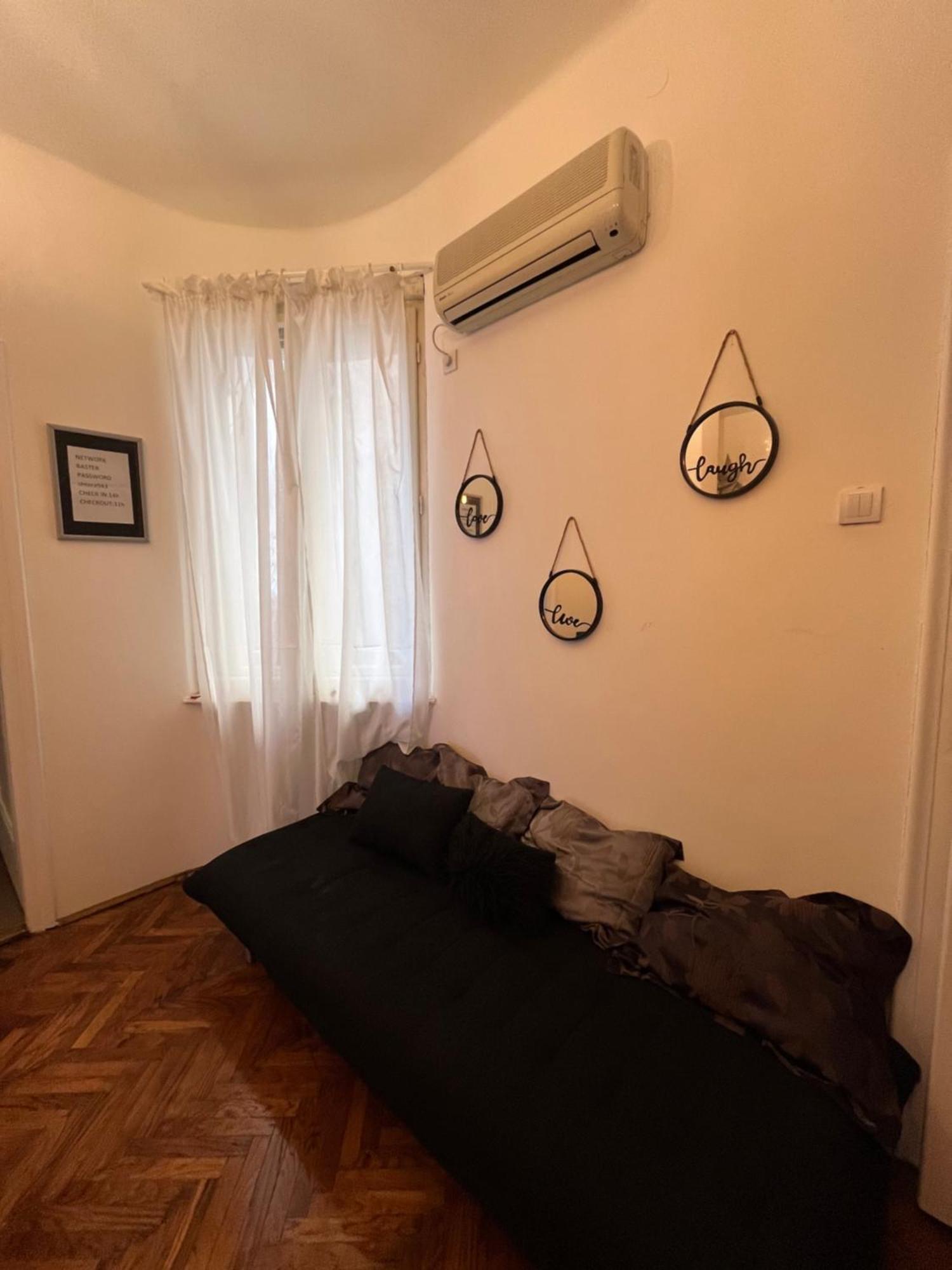 Two Bedroom Apartment Near Slavija Square Belgrád Kültér fotó