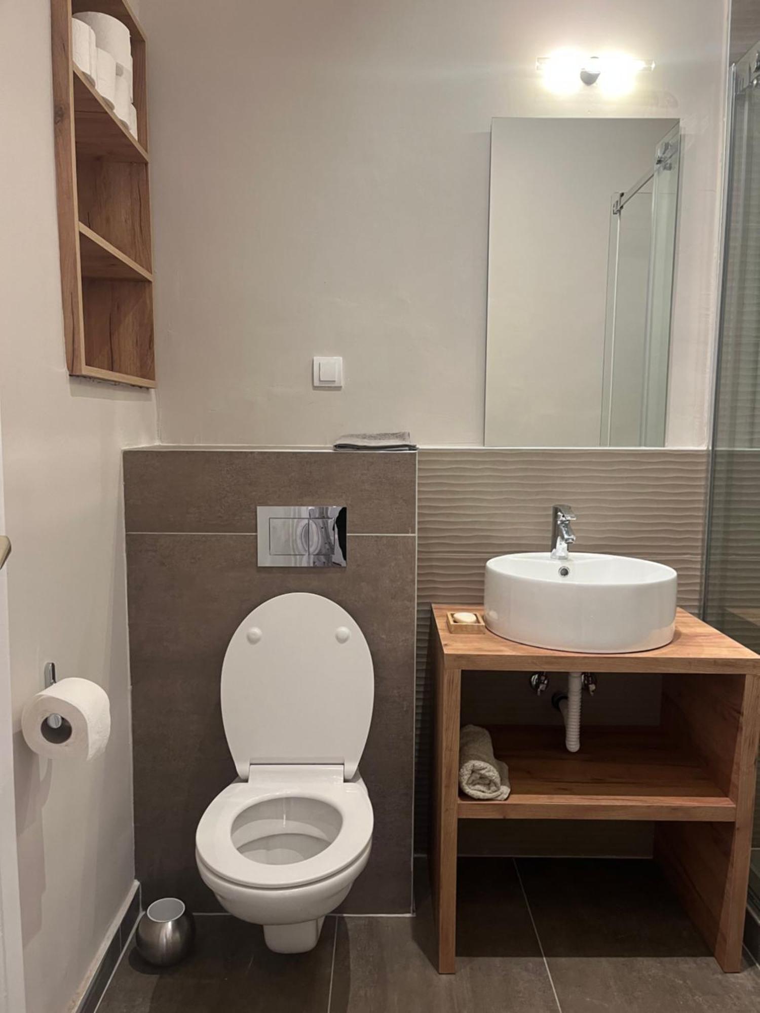 Two Bedroom Apartment Near Slavija Square Belgrád Kültér fotó