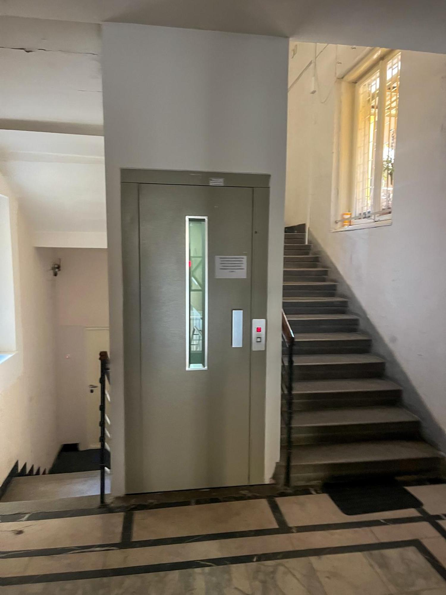 Two Bedroom Apartment Near Slavija Square Belgrád Kültér fotó